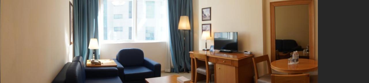 אפרטהוטל Golden Tulip שארג'ה מראה חיצוני תמונה