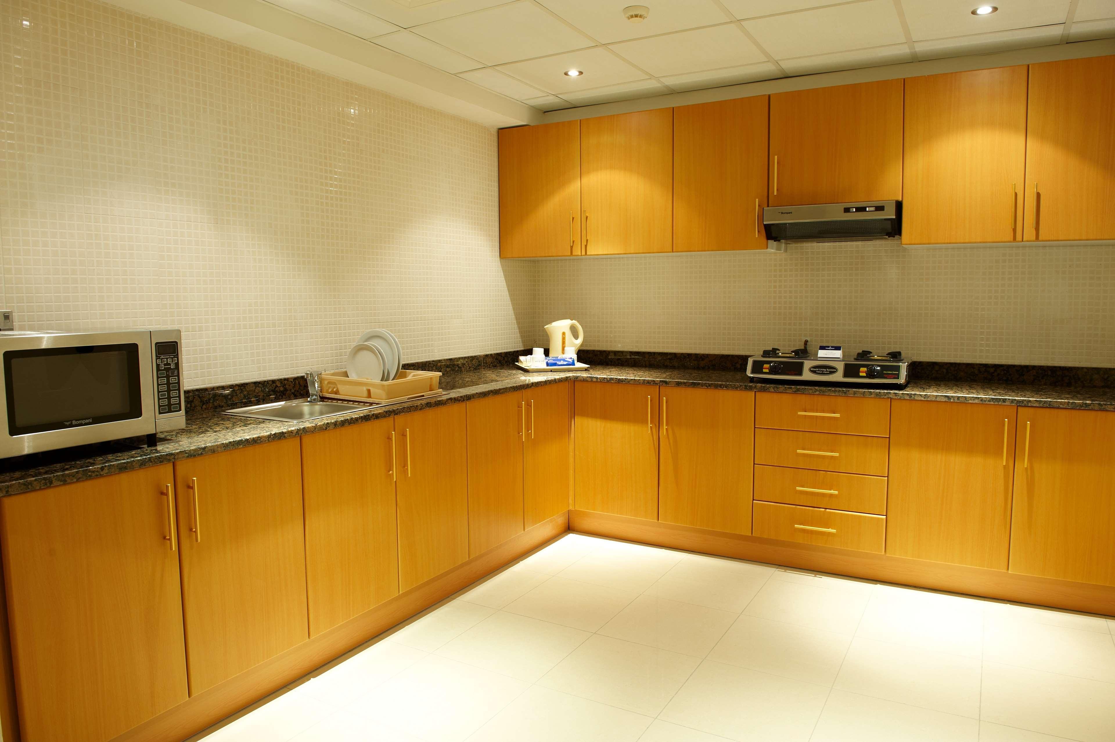 אפרטהוטל Golden Tulip שארג'ה מראה חיצוני תמונה