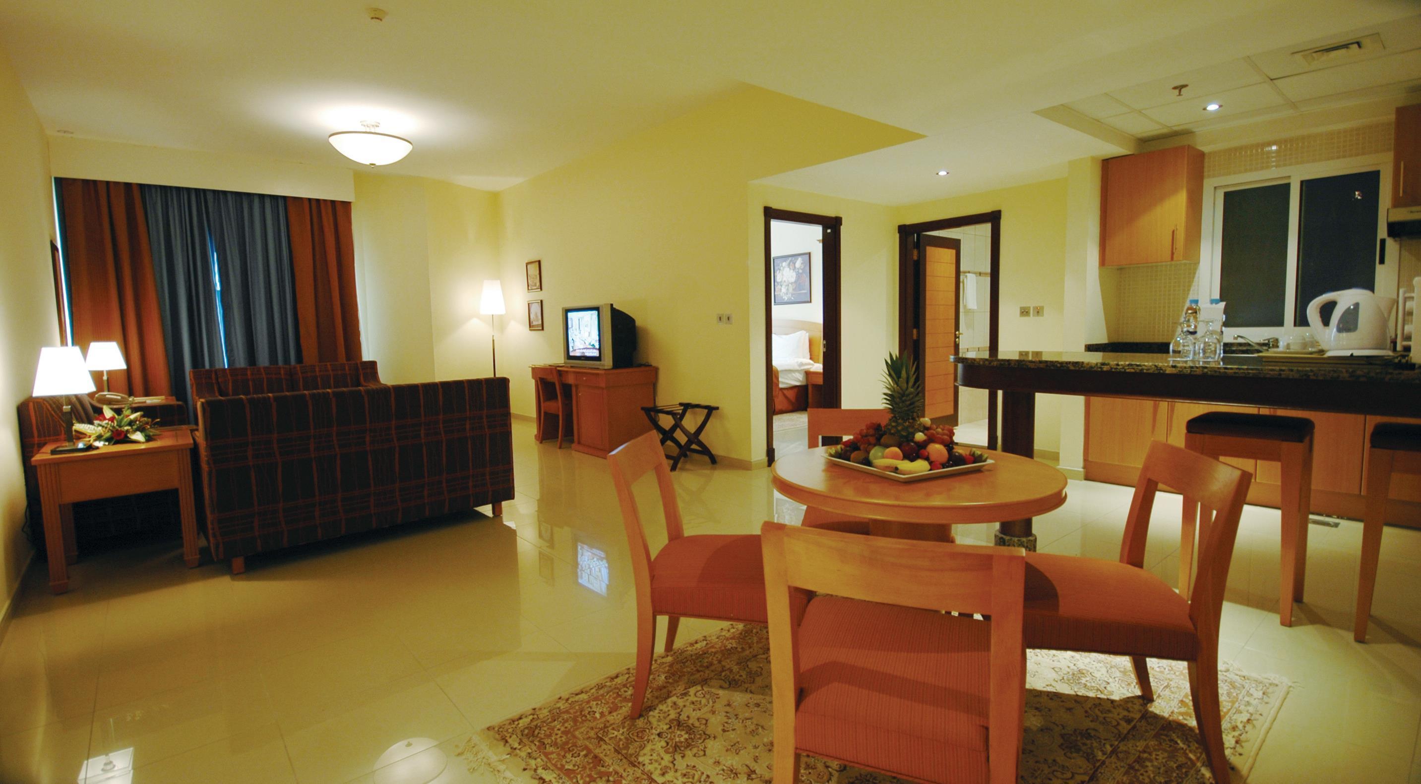 אפרטהוטל Golden Tulip שארג'ה מראה חיצוני תמונה
