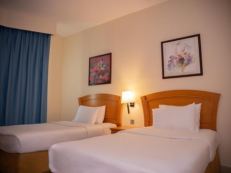 אפרטהוטל Golden Tulip שארג'ה מראה חיצוני תמונה