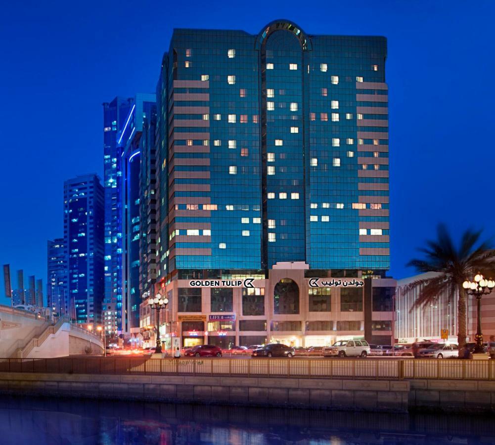 אפרטהוטל Golden Tulip שארג'ה מראה חיצוני תמונה
